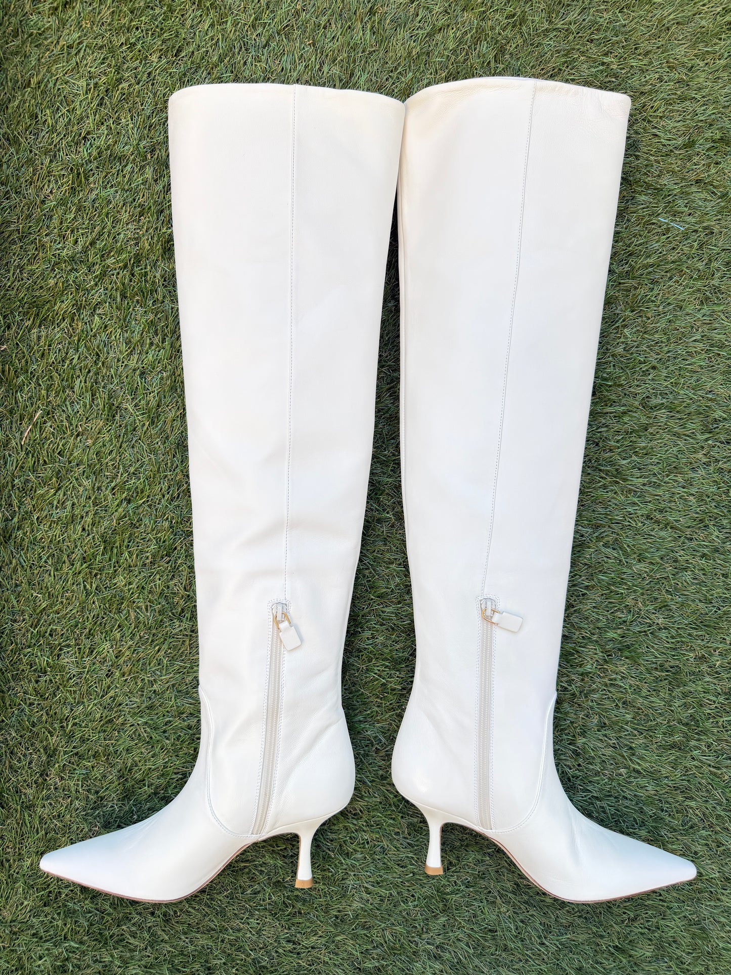 STUART WEITZMAN NAOMI NAPA LEATHER IVORY WHITE ZIP OVER KNEE BOOTS WIDE CALF BOOT