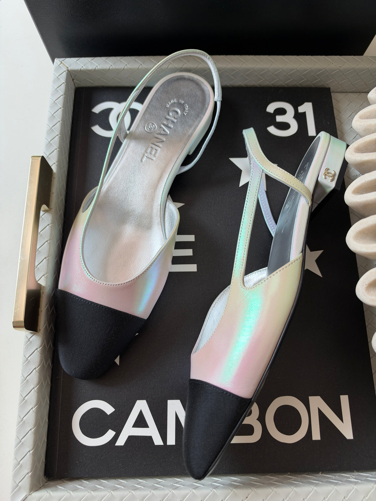 Chanel 26K Pearl White Iridescent Black Cap Toe Slingback Sling Flats