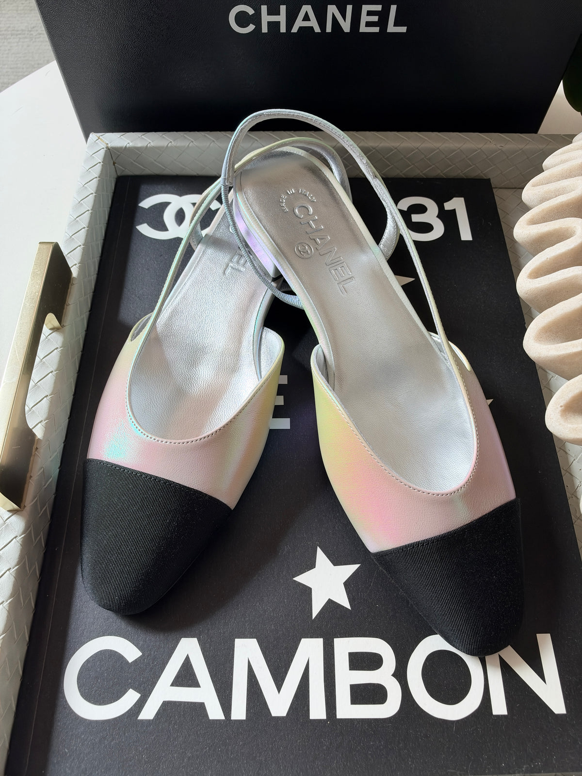 Chanel 26K Pearl White Iridescent Black Cap Toe Slingback Sling Flats
