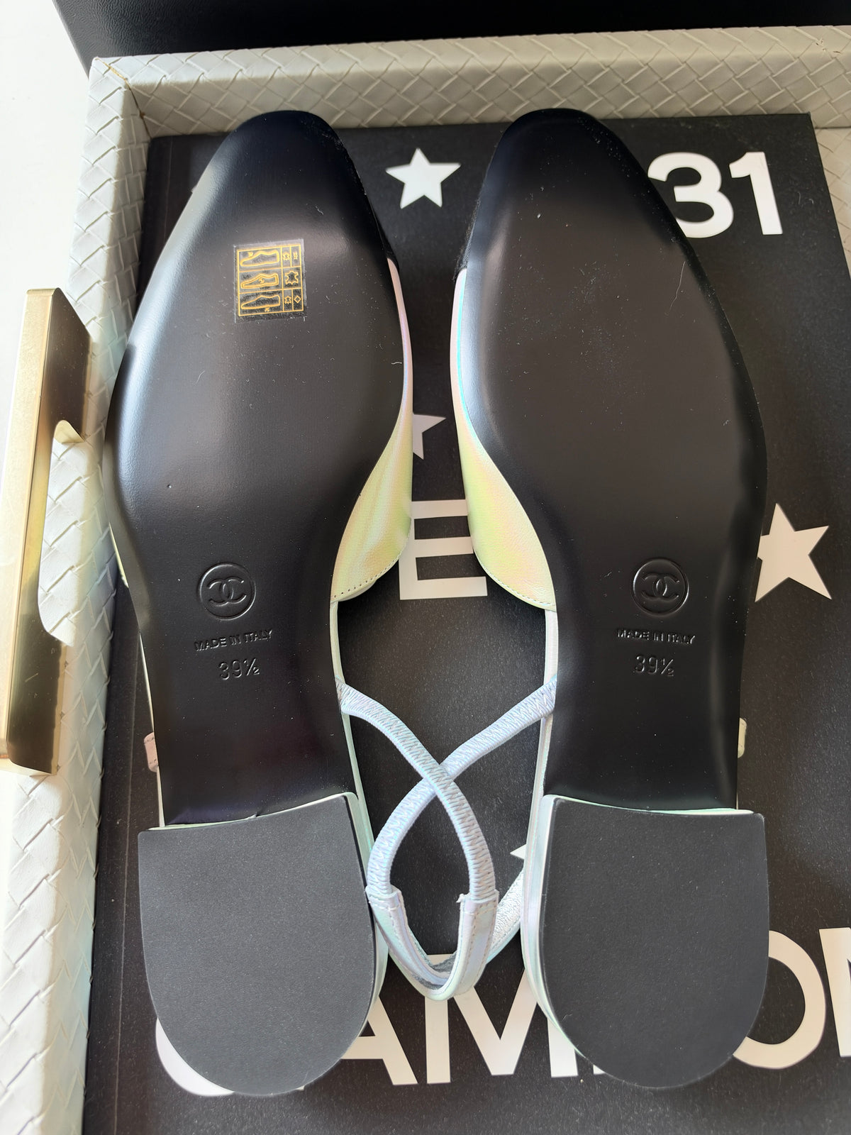 Chanel 26K Pearl White Iridescent Black Cap Toe Slingback Sling Flats