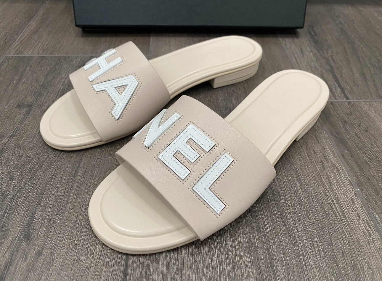 CHANEL CHA NEL LOGO BEIGE LEATHER FLAT SHOES SLIDES MULES