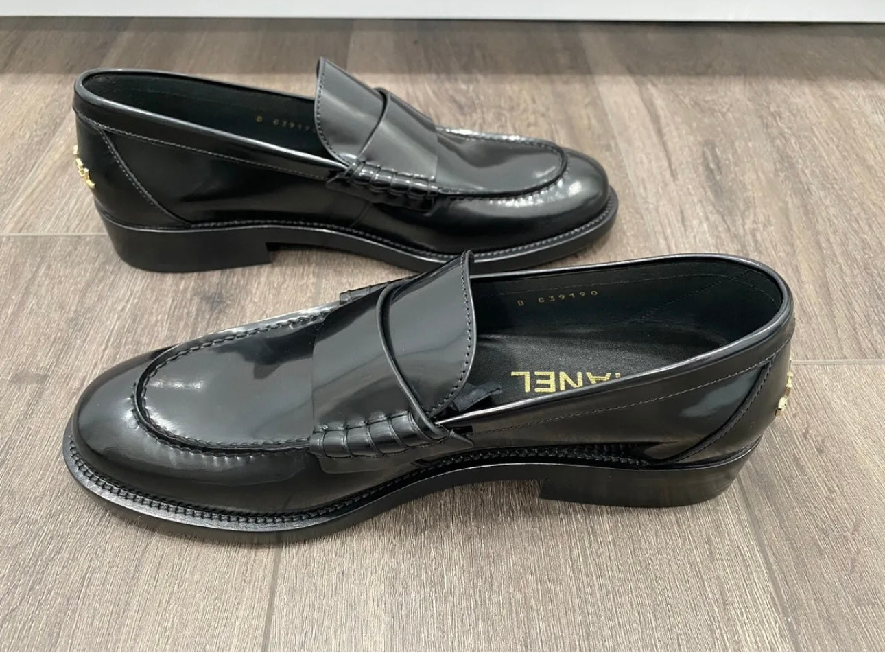 CHANEL BLACK LEATHER LOAFERS OXFORD SHOES