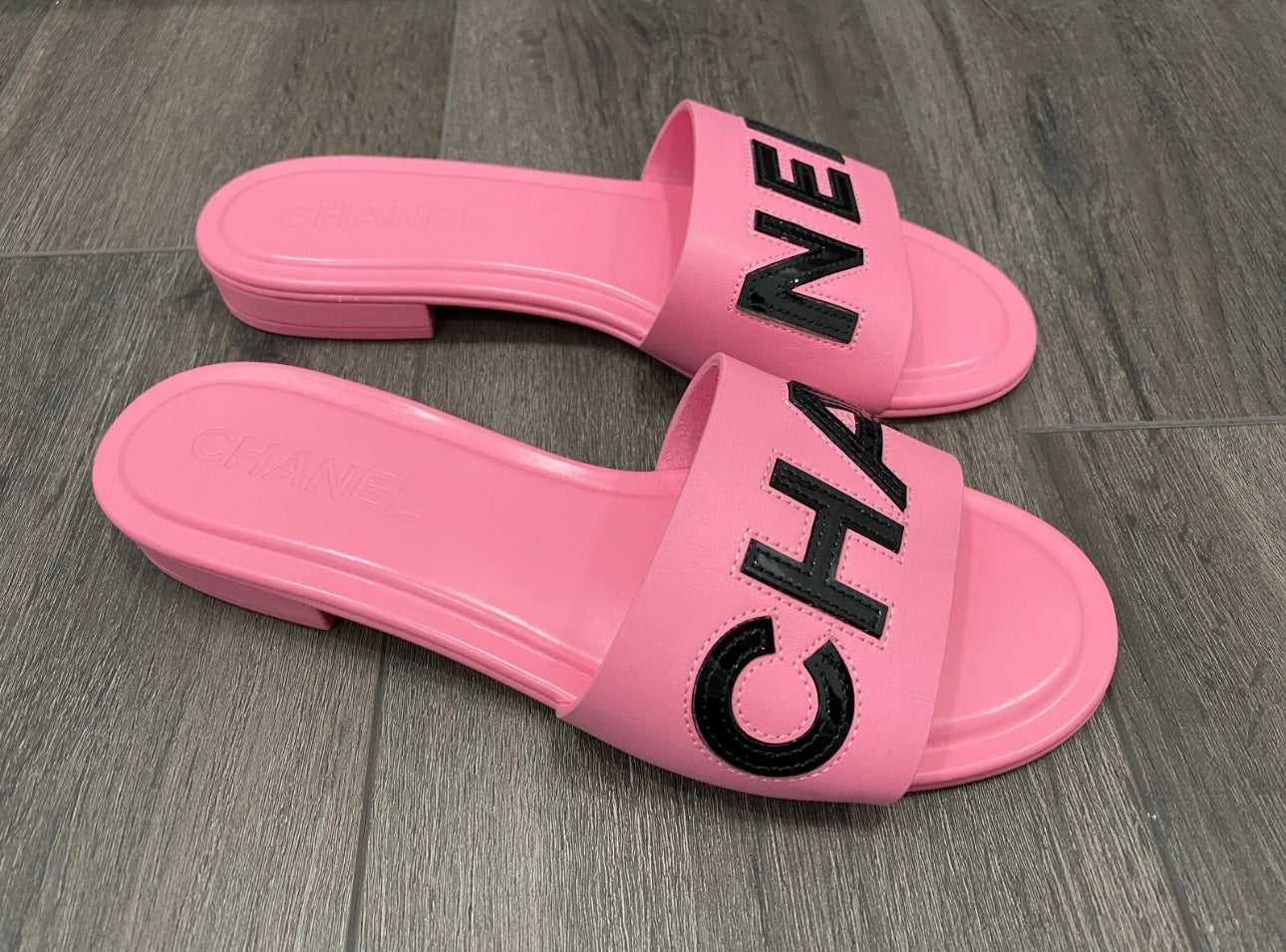 chanel slide on sandals