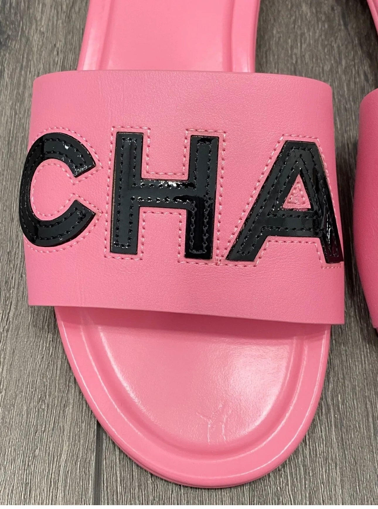 CHANEL CHA NEL LOGO PINK LEATHER FLAT SHOES SLIDES MULES