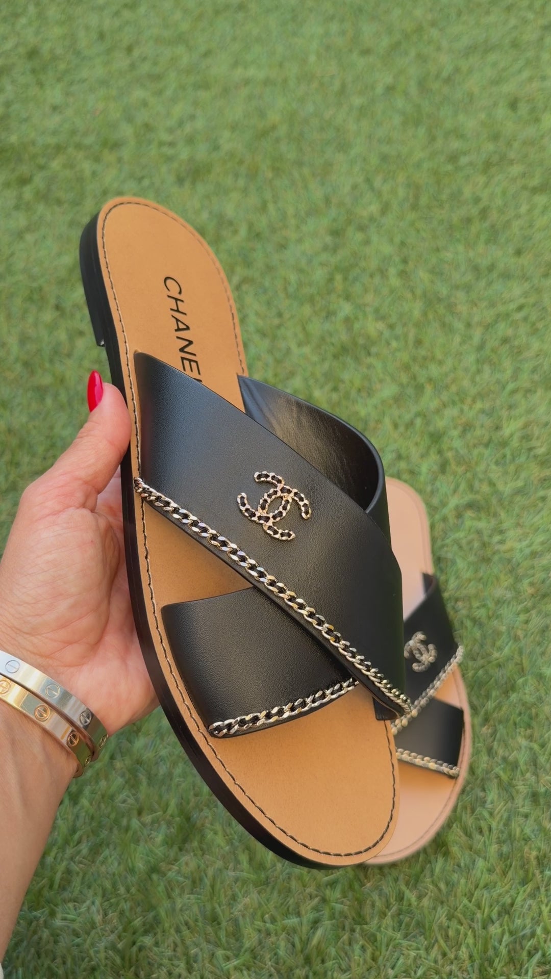 CHANEL GOLD CHAIN CC LOGO BLACK LEATHER FLAT SHOES FLIP FLOP