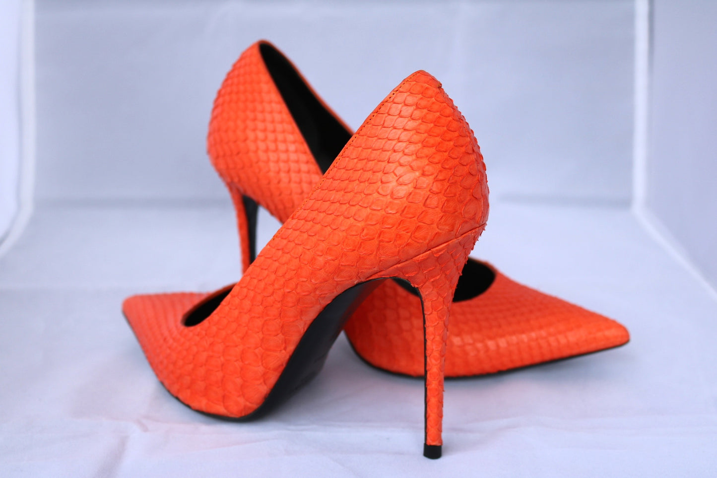 CELINE PYTHON ORANGE HOT CLASSIC SNAKESKIN SNAKE POINTED PUMPS PUMP SHOES PRE-OWNED 37.5