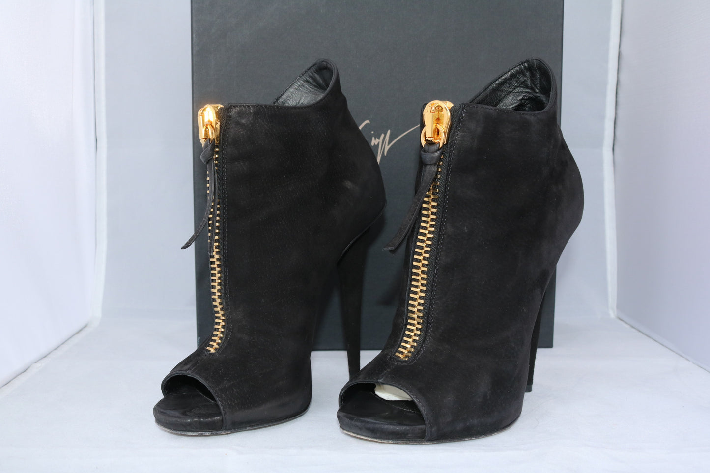 GIUSEPPE ZANOTTI SUEDE BLACK NUBUCK OPEN TOE GOLD ZIPPER ANKLE BOOTIES BOOTS