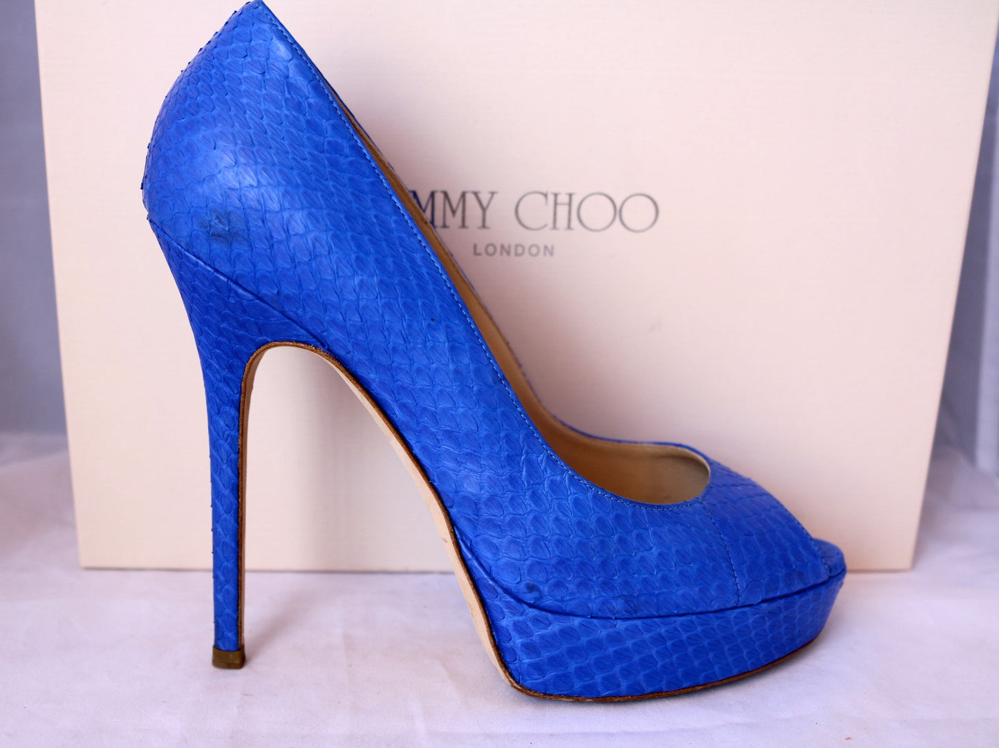 $995 JIMMY CHOO WATER SNAKE SNAKESKIN ELECTRIC BLUE OPEN TOE PUMP PUMPS SHOES