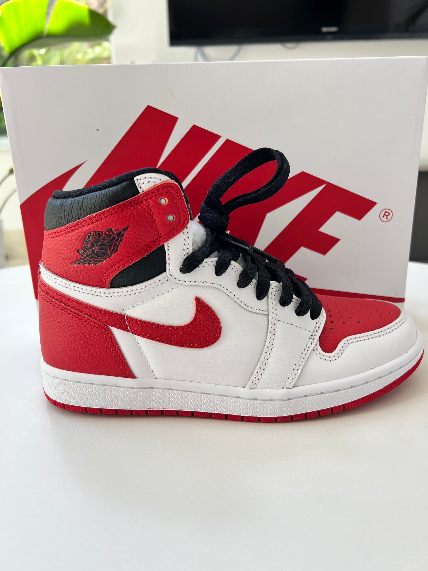 Nike Air Jordan 1 Retro High OG Heritage White University Red Black High Top Sneakers