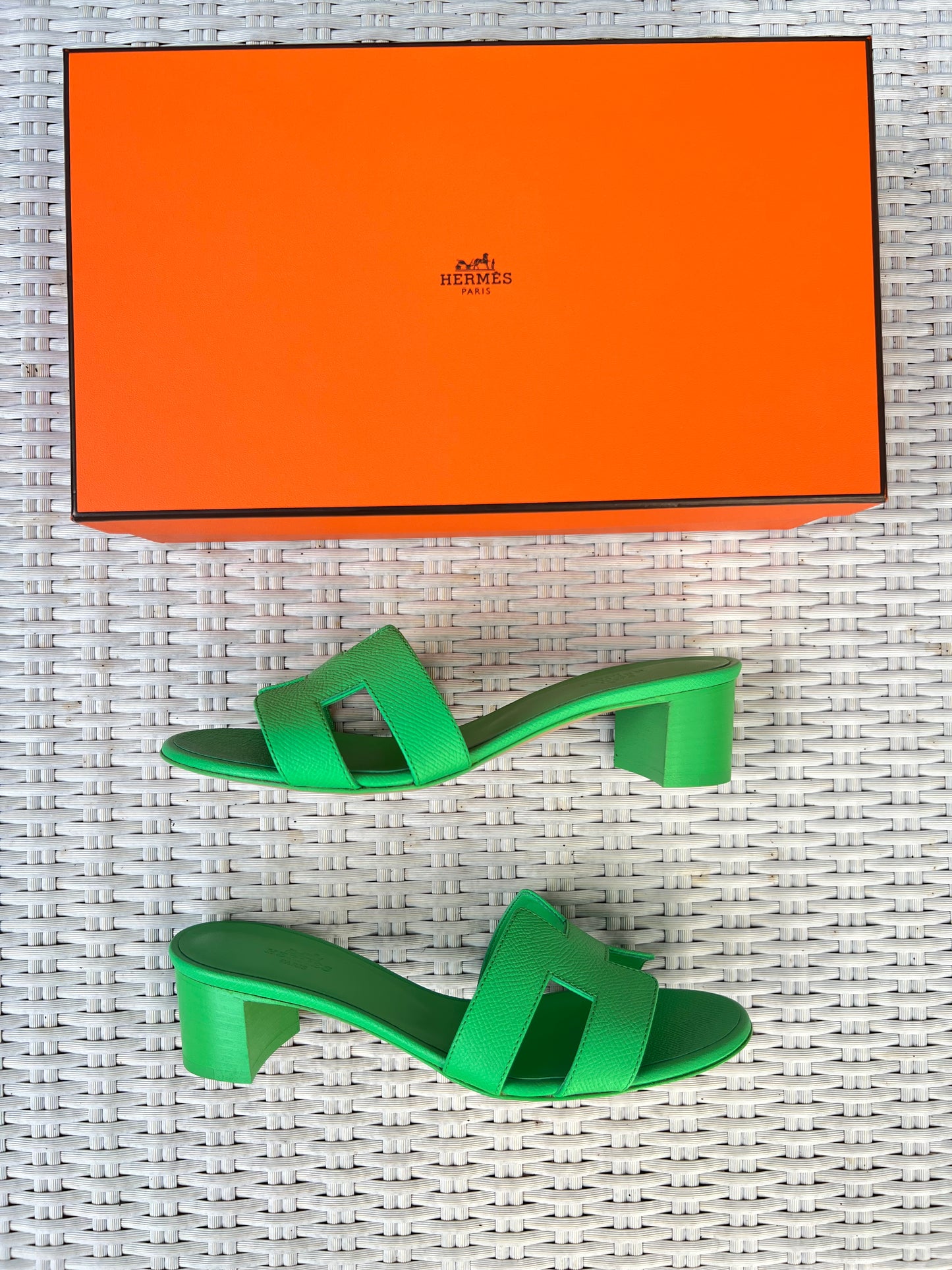 Hermes Oasis H Vert Pomme Green Epsom Leather Sandals Shoes