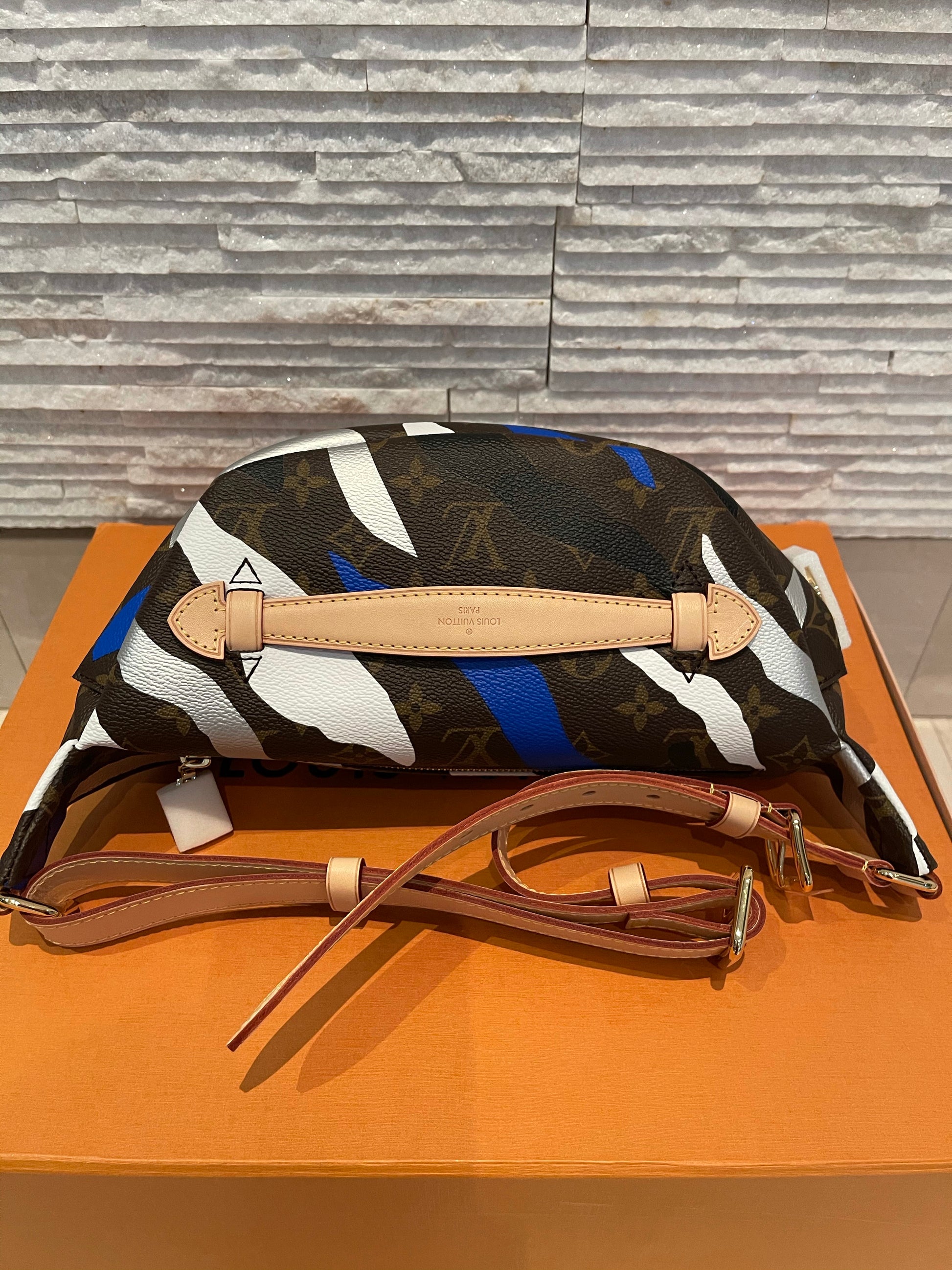 Louis Vuitton x League of Legends Bumbag! : r/luxurypurses