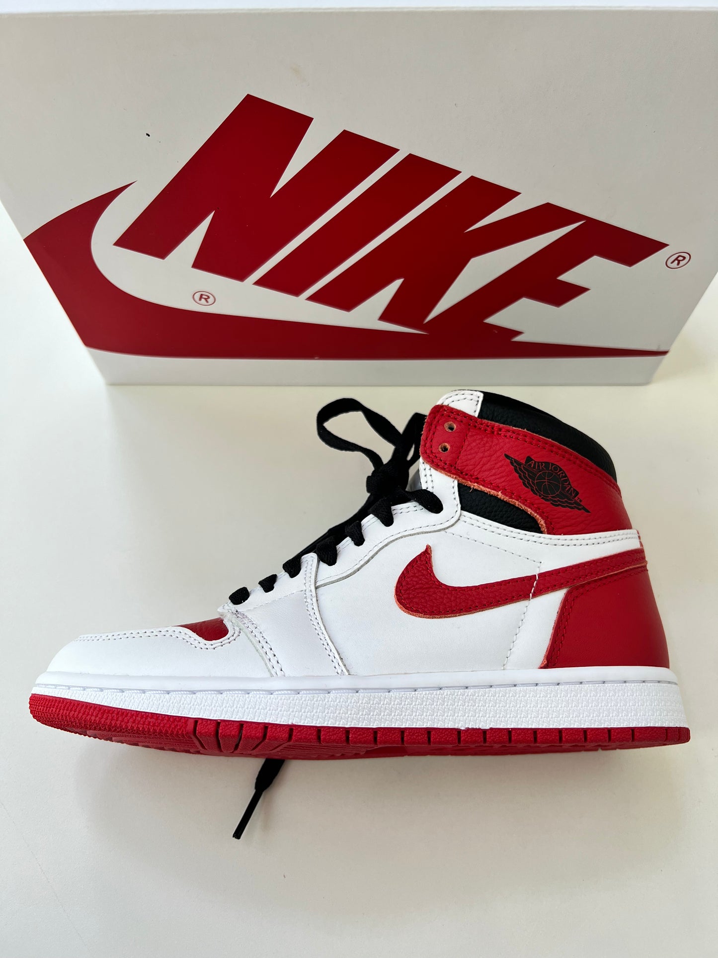 Nike Air Jordan 1 Retro High OG Heritage White University Red Black High Top Sneakers