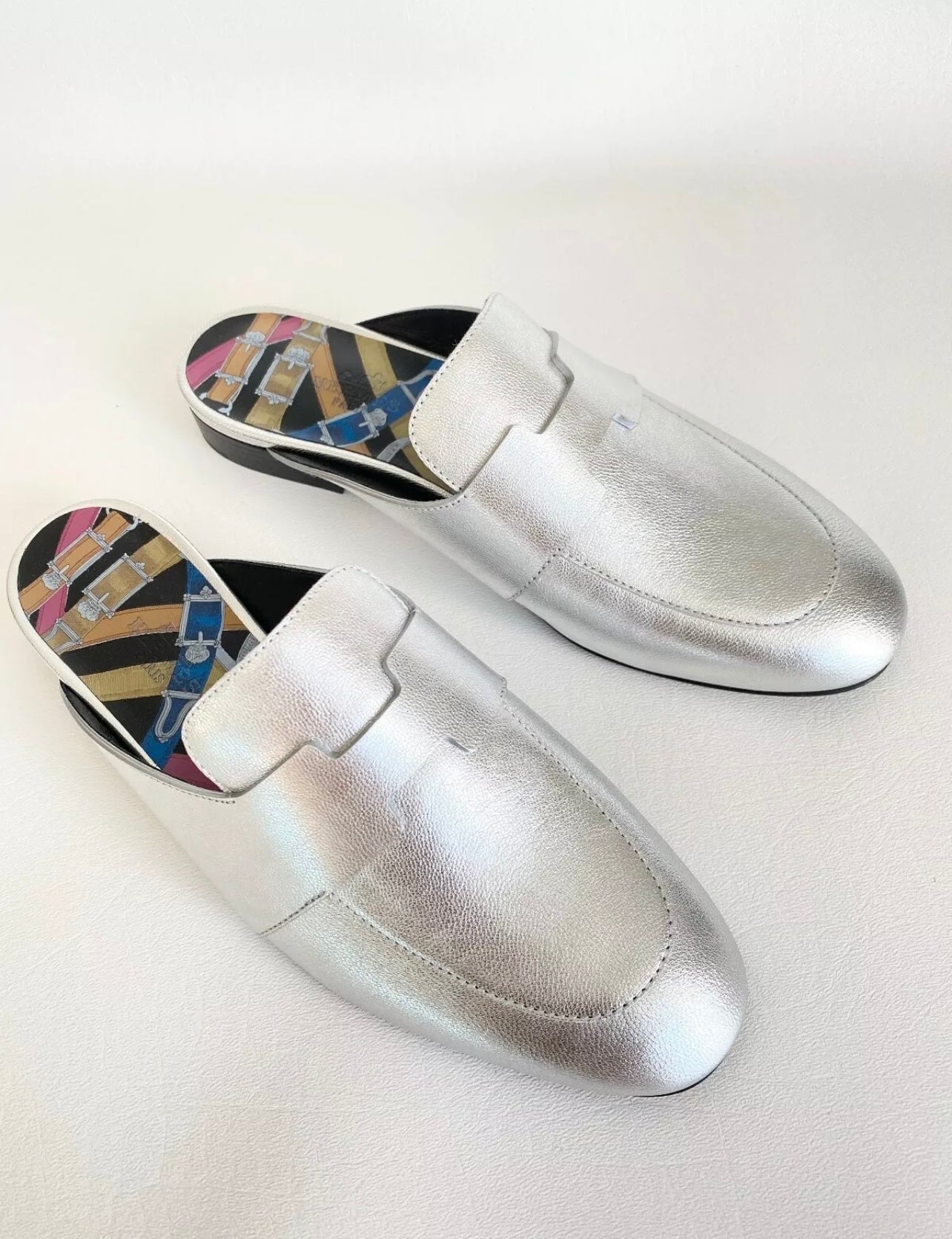 HERMES H CATENA SILVER LEATHER MULES FLIP FLOPS SHOES FLAT SLIDES