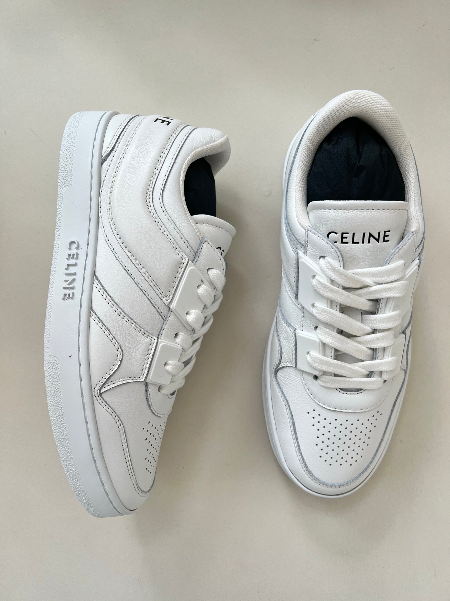 CELINE TRAINER LOW LACE-UP SNEAKER IN CALFSKIN OPTIC WHITE