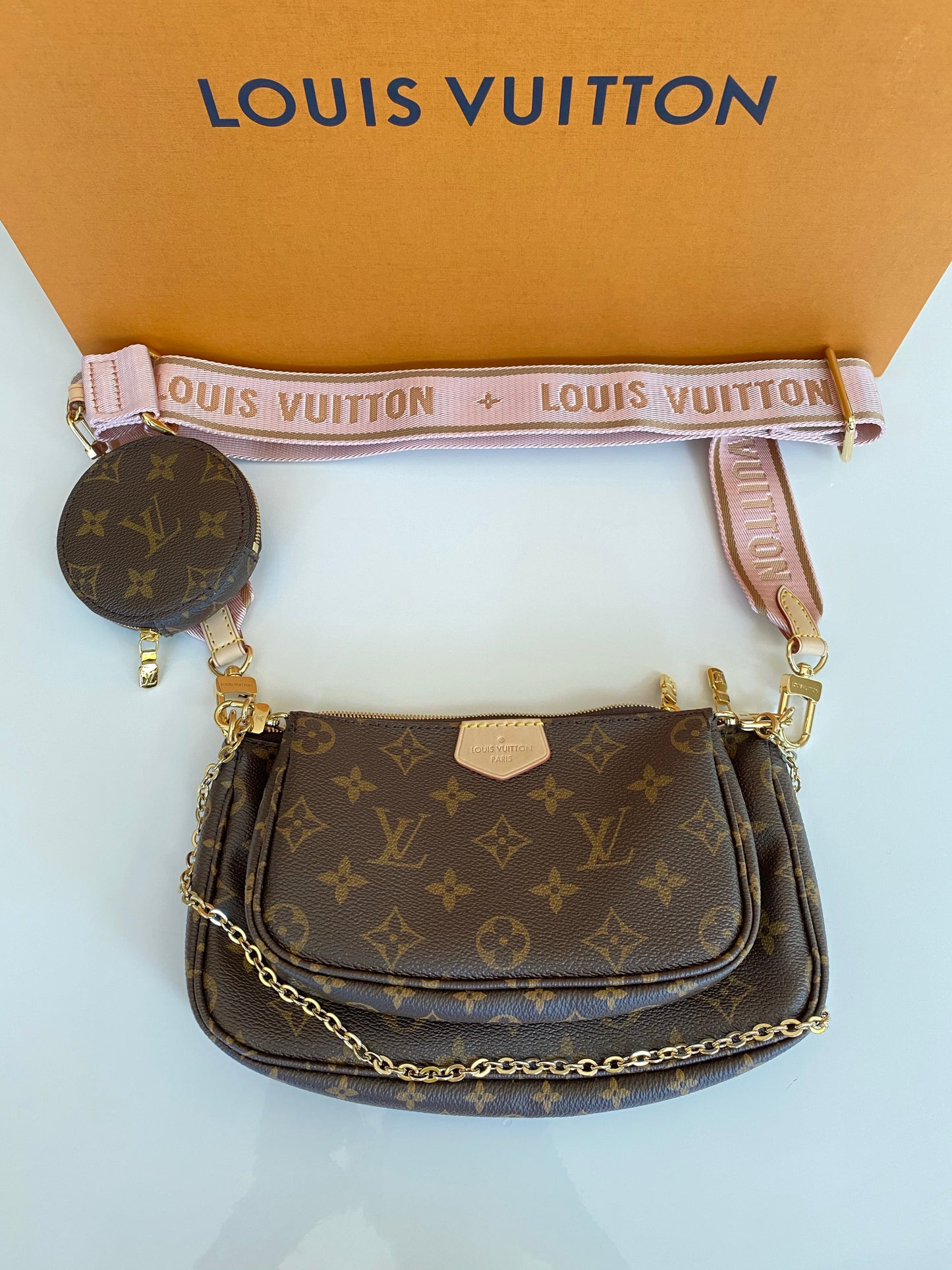 Louis Vuitton Multi Pochette Accessoires Shoulder Bag Brown Canvas (Green  Strap)