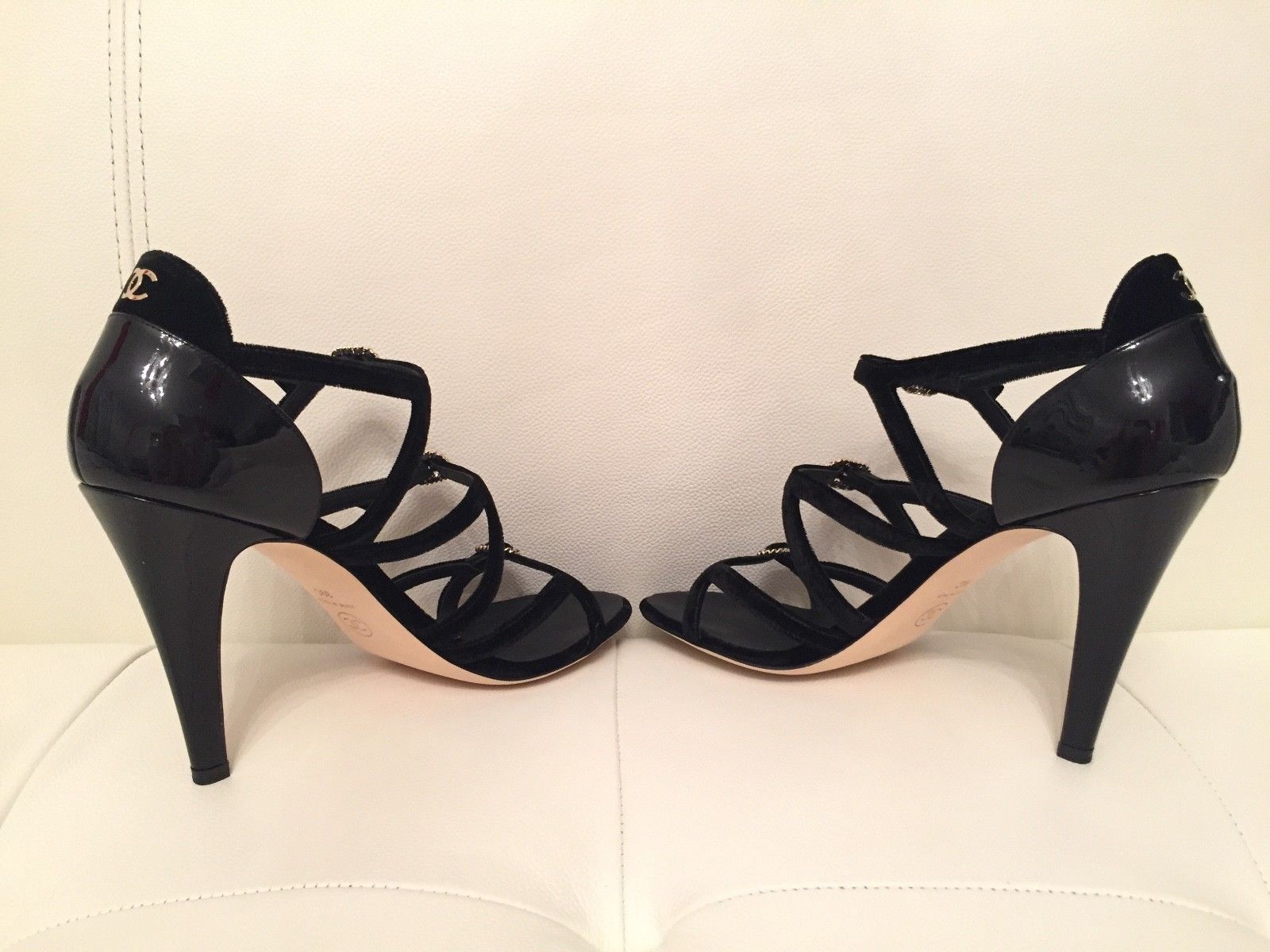 $1K CHANEL BLACK VELVET PATENT STRAPPY BUCKLE SANDAL SANDALS HEELS